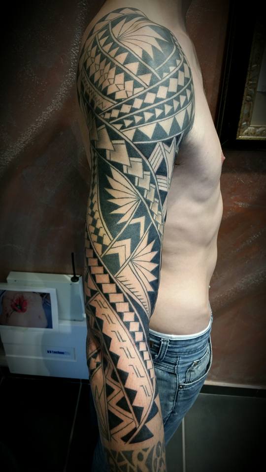 Polinéz tetoválás a Pinker Tattoo galériából